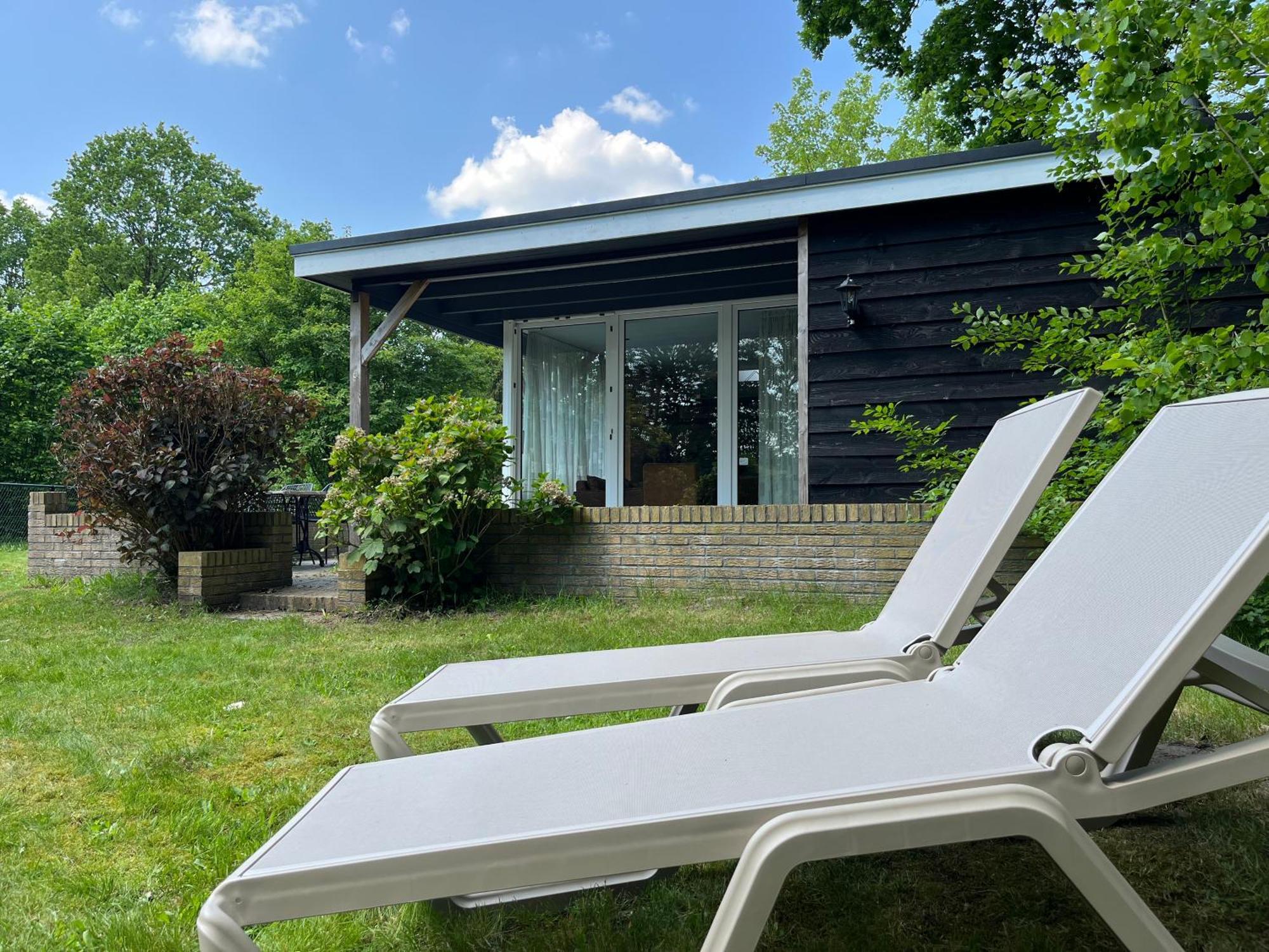 Bungalowpark De Kremmer Gasselte Ruang foto