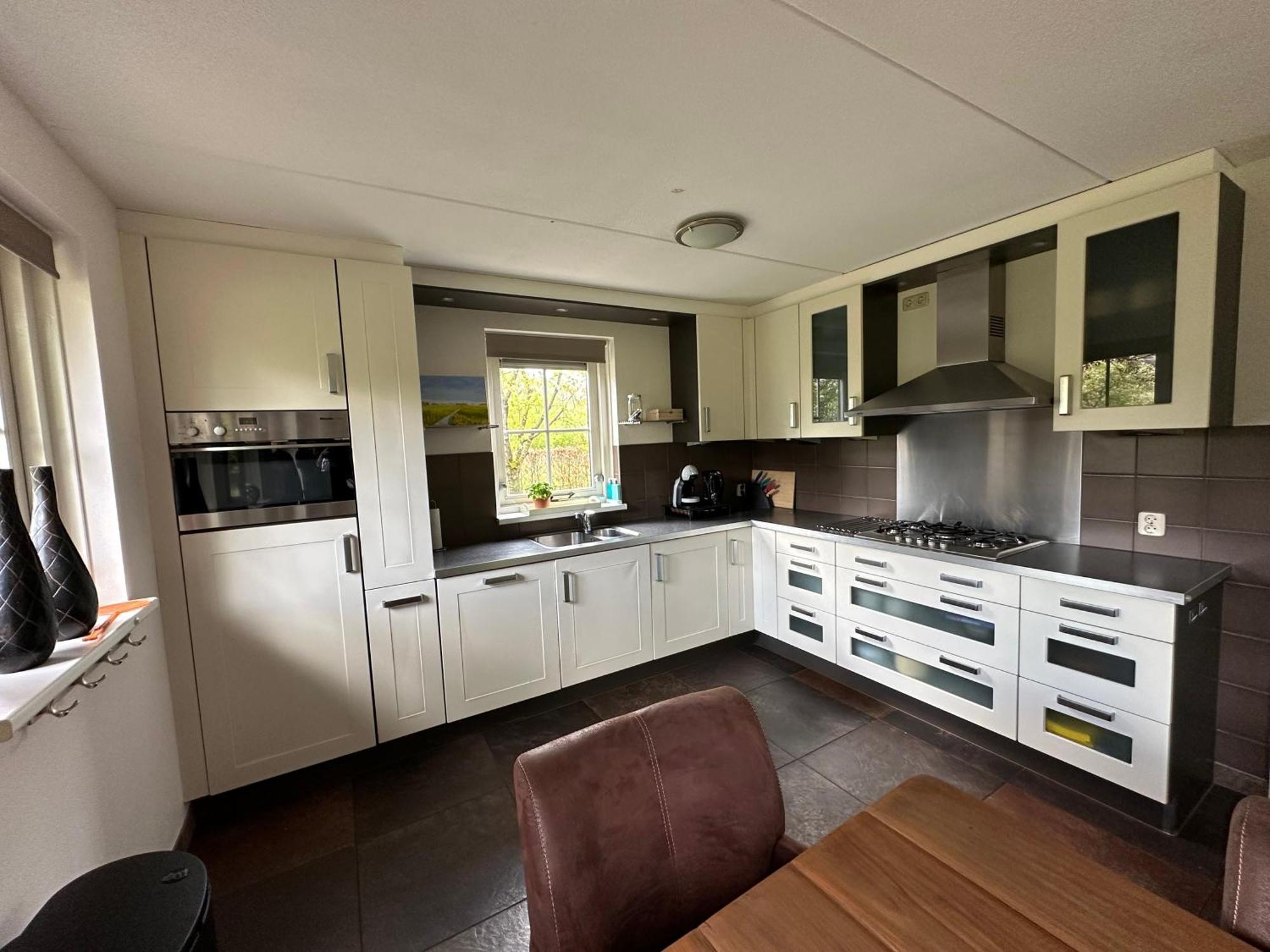Bungalowpark De Kremmer Gasselte Ruang foto